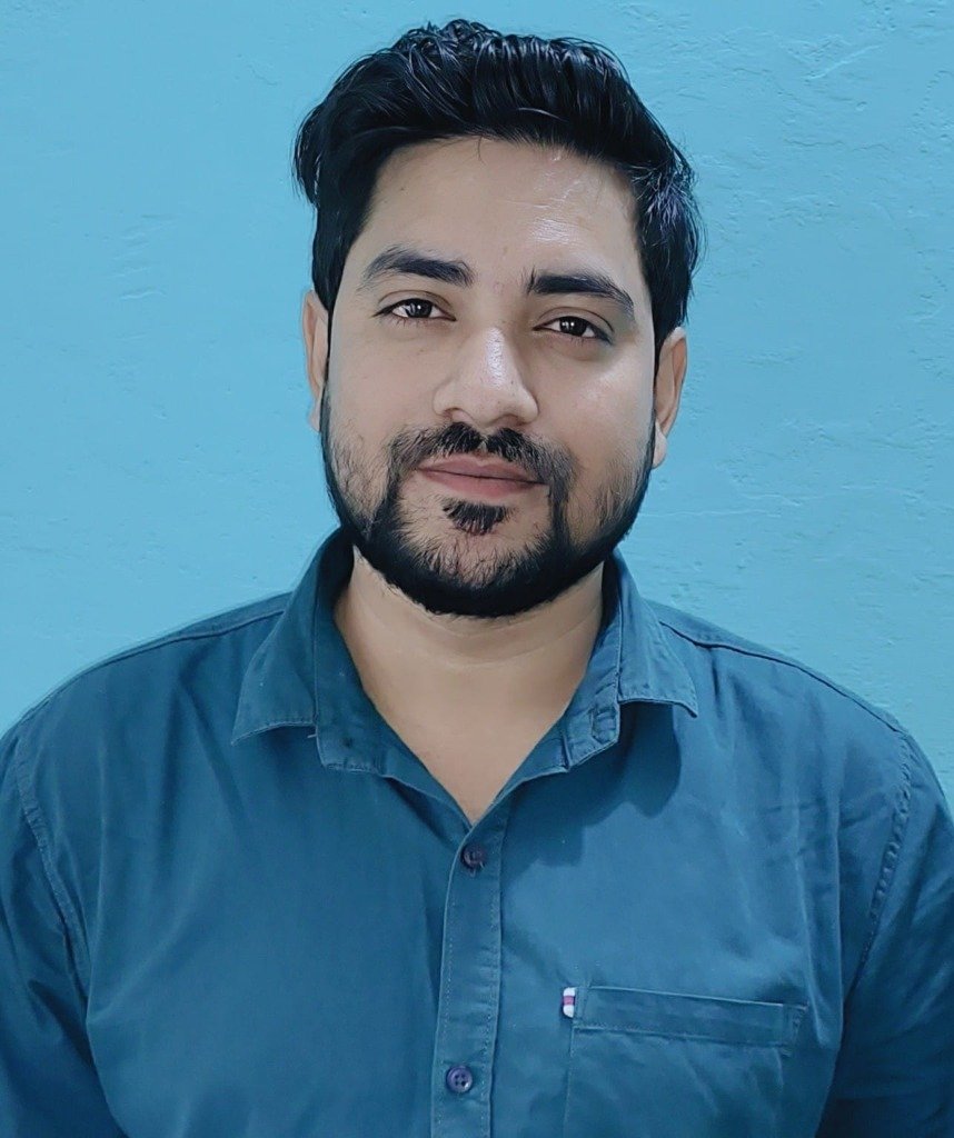 Shakir Husain - Founder & Senior Software Architect